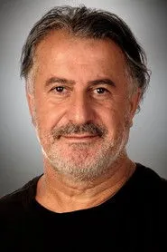 فيسل ديكر